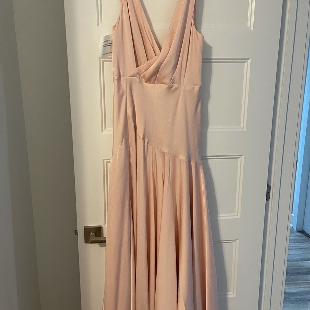 Fame and partners Escala dresses - Picture 4 of 16